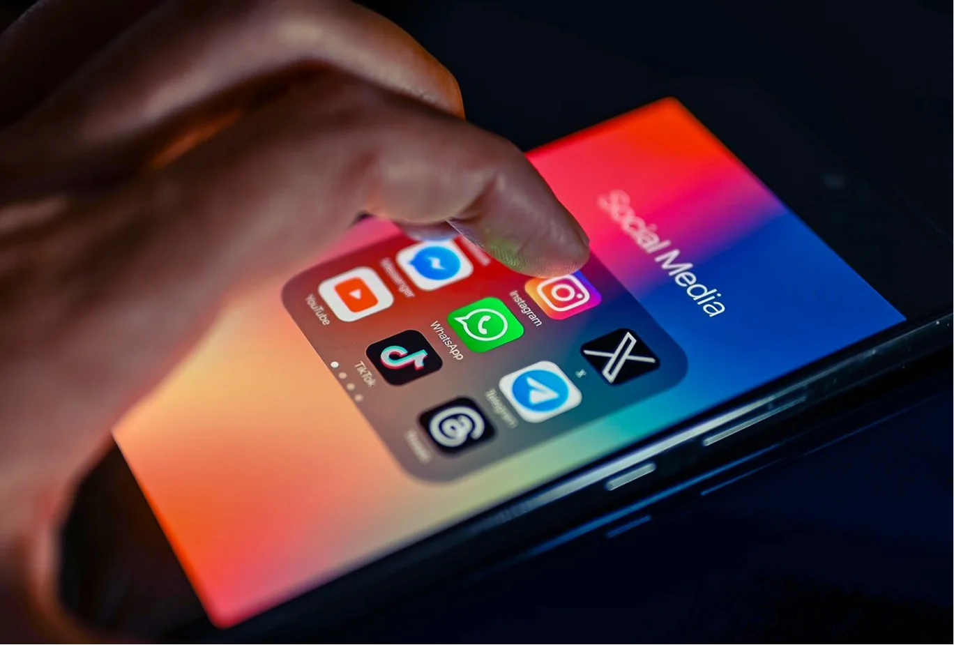 Social Media & Networking